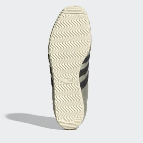 adidas Japan Silver Metallic - Picture 3 of 13